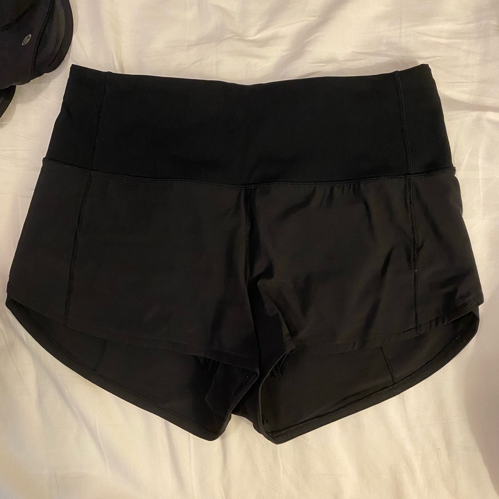 lulu speed up high rise 2.5 inch! size 4!